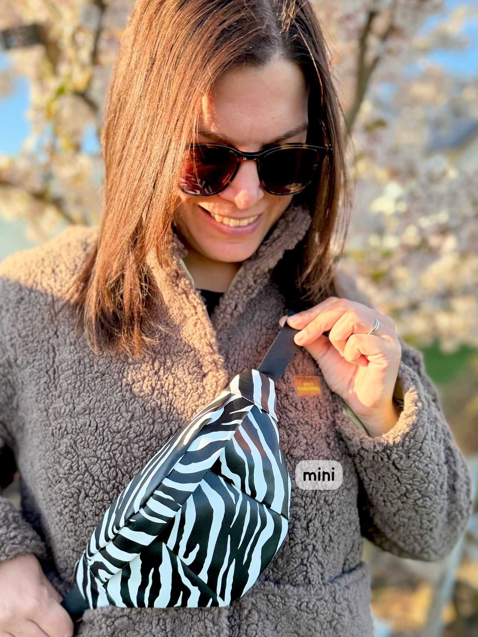 Crossbody | zebra
