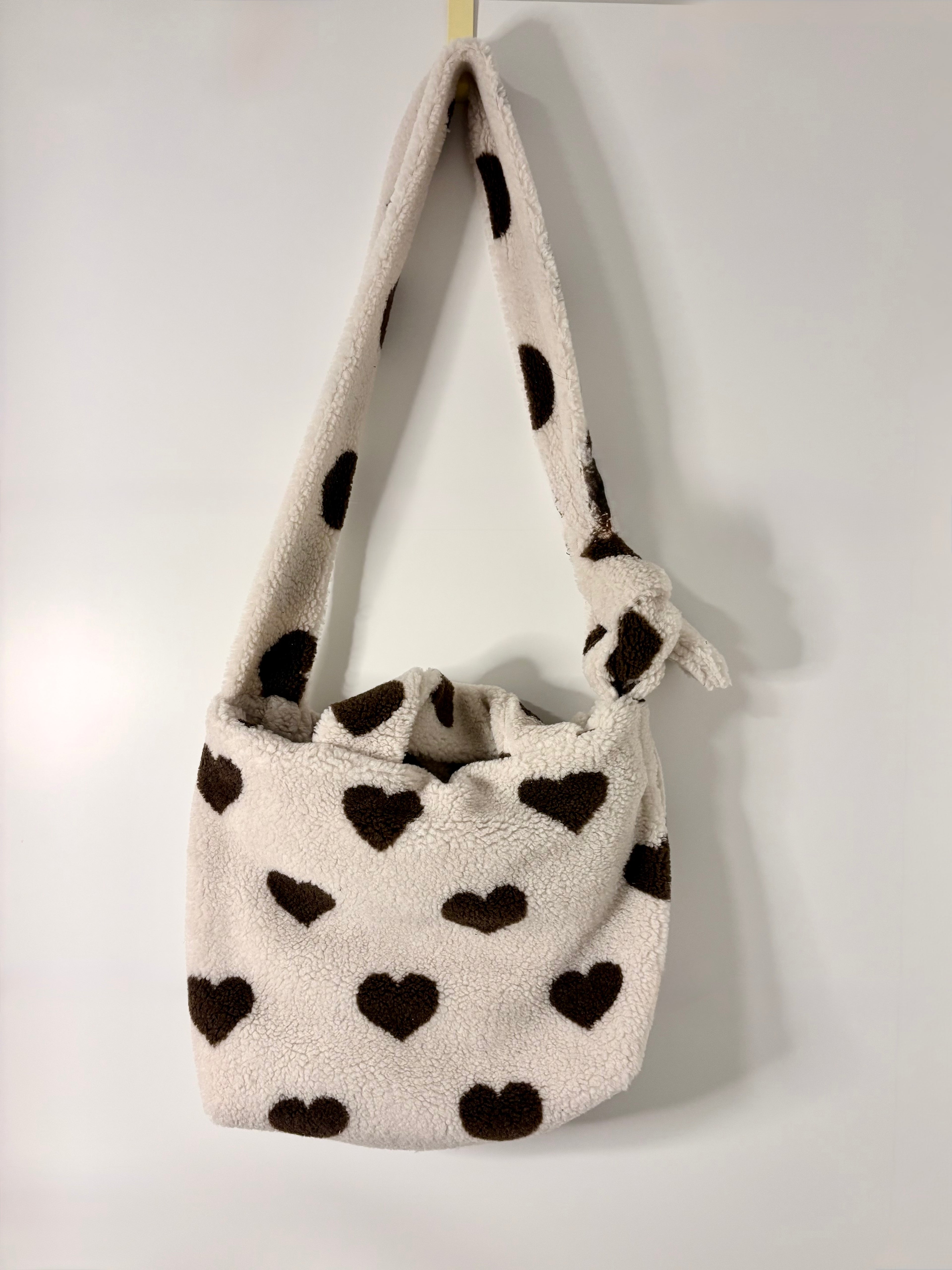 Puffertasche medium | plüsch hearts