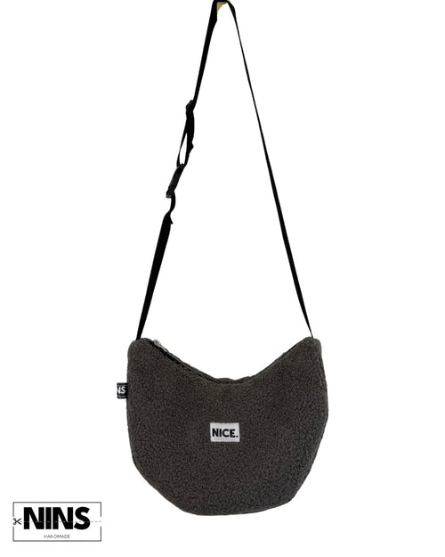 Banana Bag small | grau Bouclé